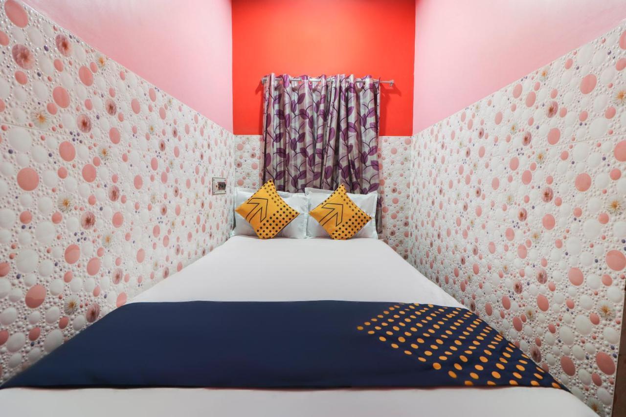 Spot On 49584 Asmi Hotel Hugli-Chinsurah Экстерьер фото