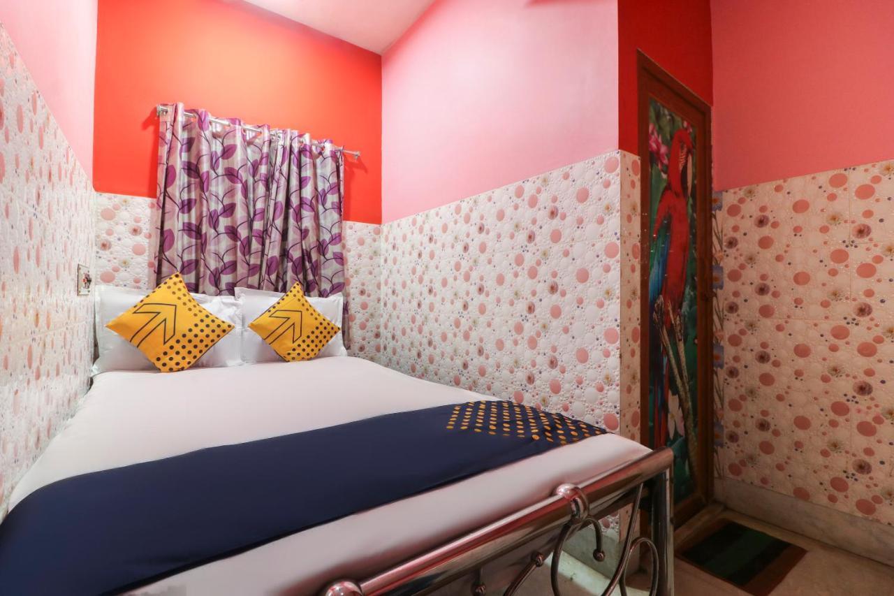 Spot On 49584 Asmi Hotel Hugli-Chinsurah Экстерьер фото