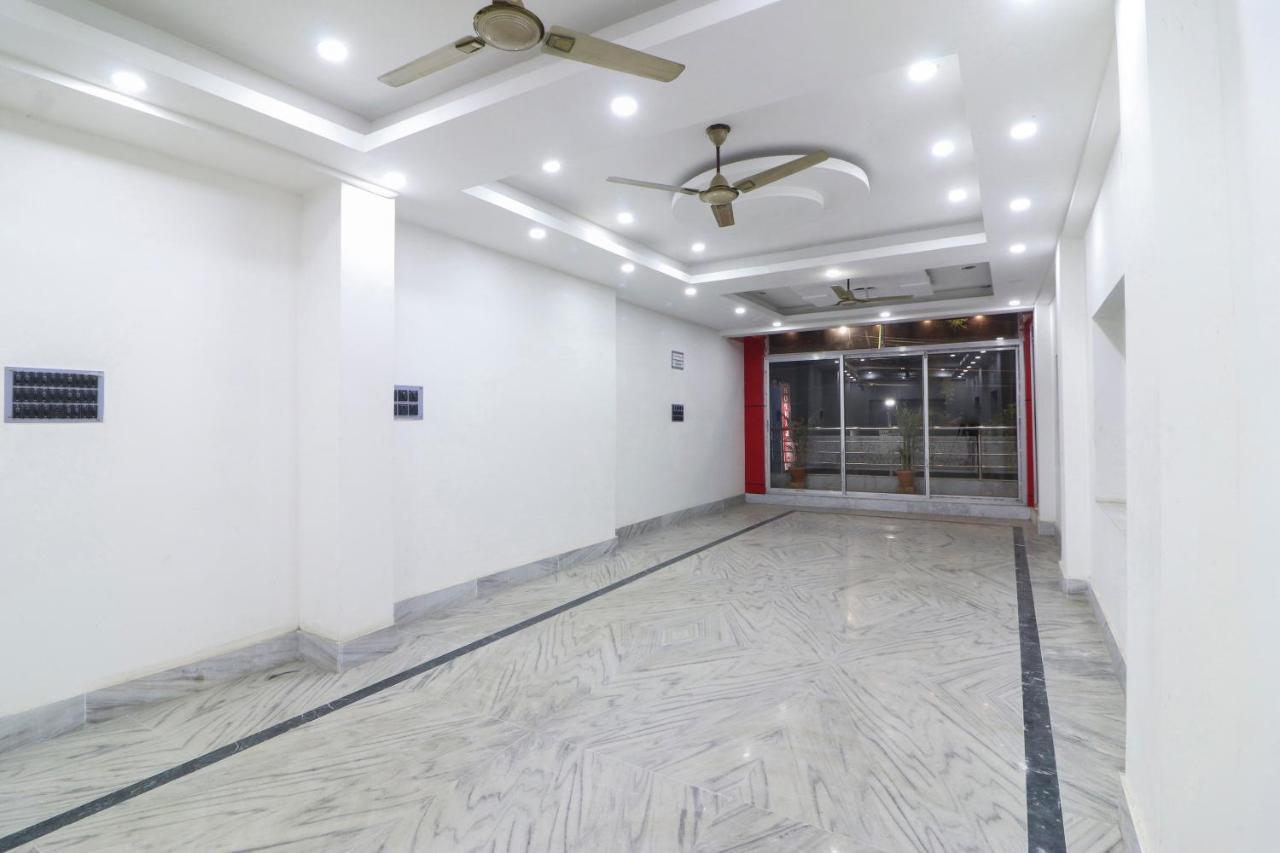 Spot On 49584 Asmi Hotel Hugli-Chinsurah Экстерьер фото