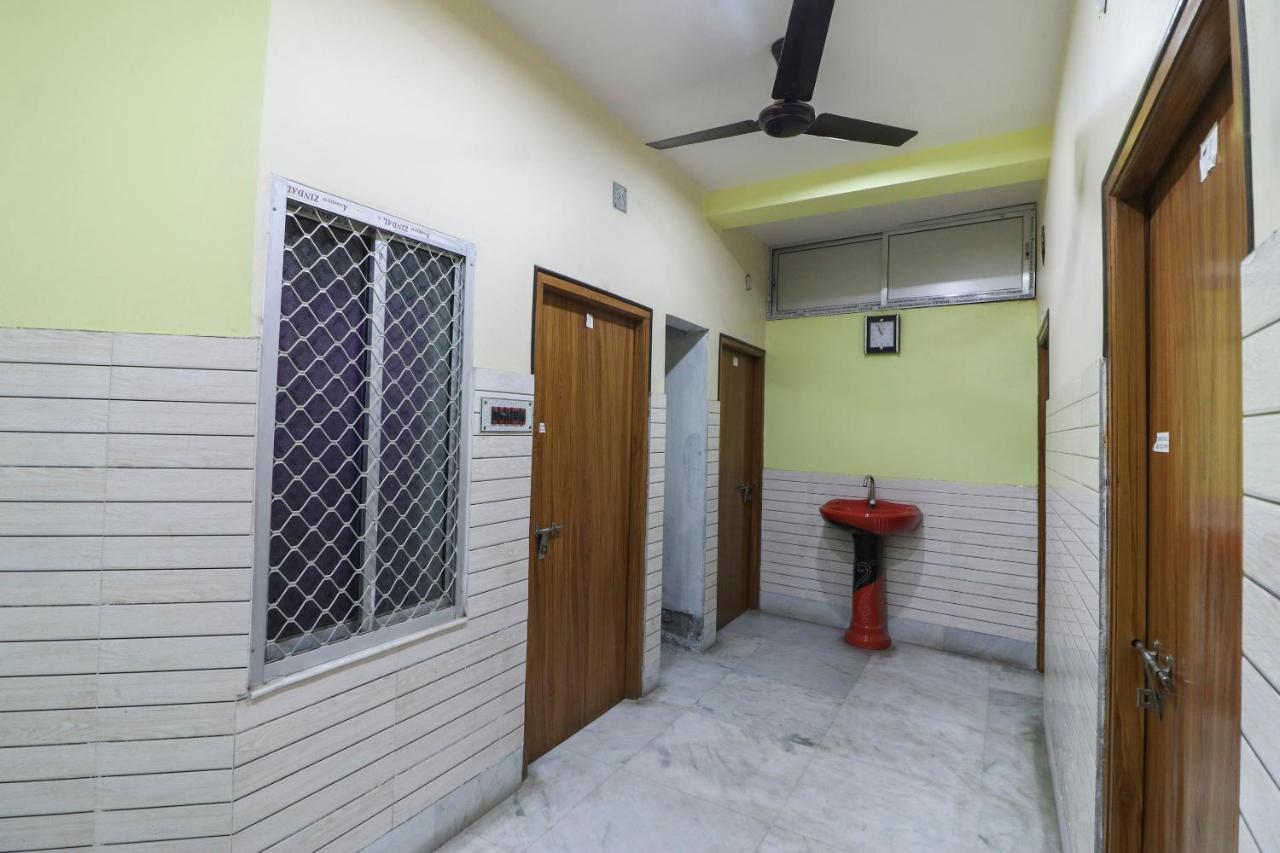 Spot On 49584 Asmi Hotel Hugli-Chinsurah Экстерьер фото