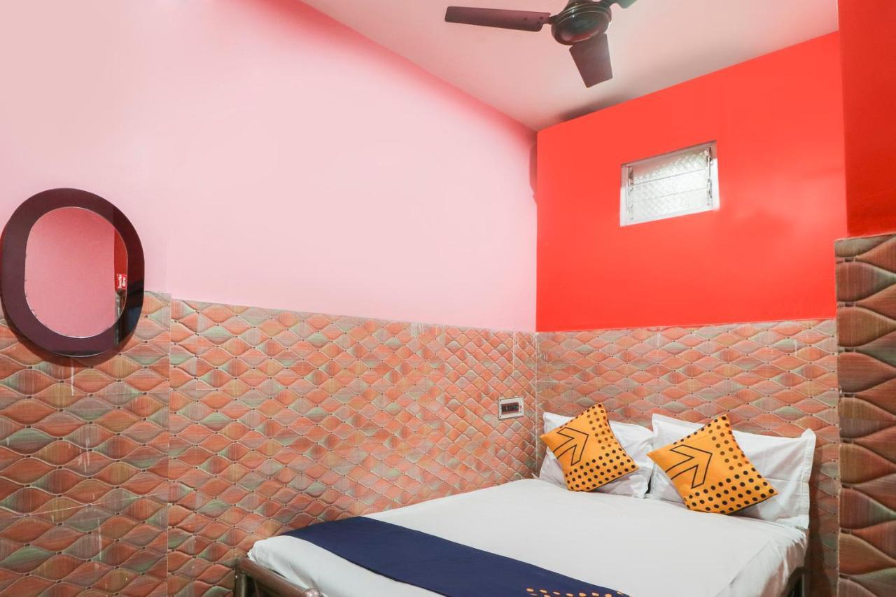 Spot On 49584 Asmi Hotel Hugli-Chinsurah Экстерьер фото