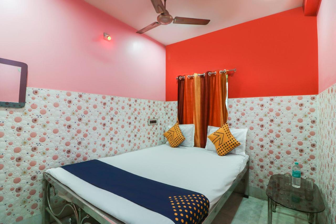 Spot On 49584 Asmi Hotel Hugli-Chinsurah Экстерьер фото
