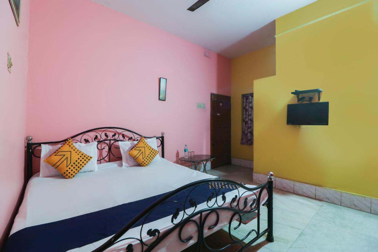 Spot On 49584 Asmi Hotel Hugli-Chinsurah Экстерьер фото